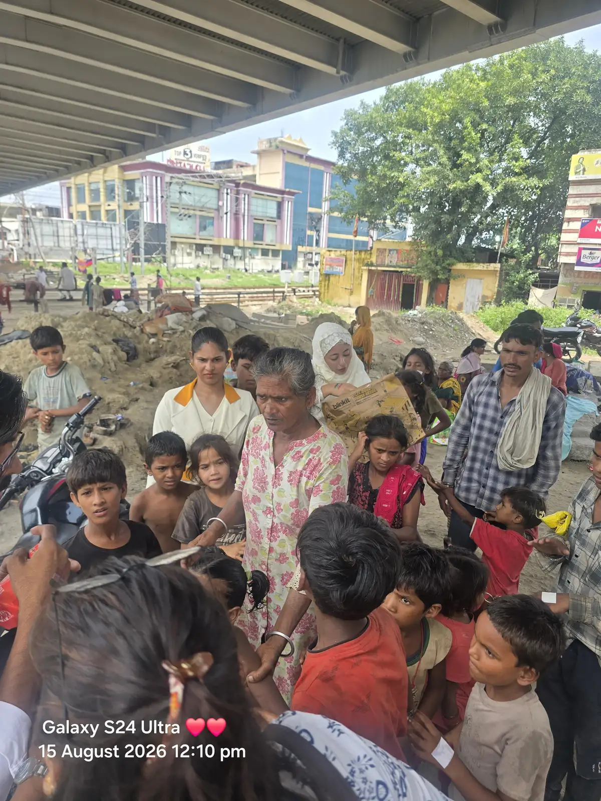 Indipendence Day calibration with poor children's